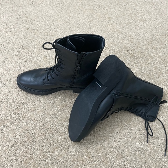 Vince leather booties - Picture 3 of 6